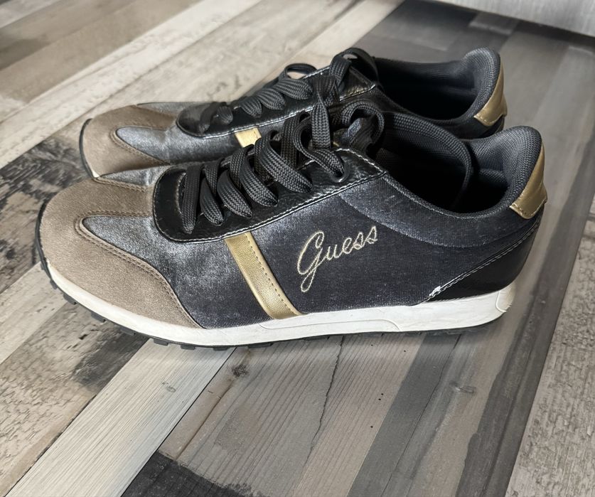 Дамски обувки Guess