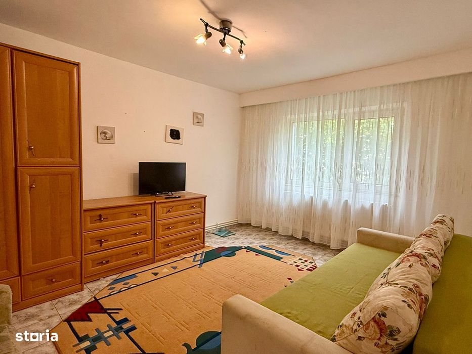 COMISION 0% - Inel 1- Apartament 3 camere, decomandat, cu gaze