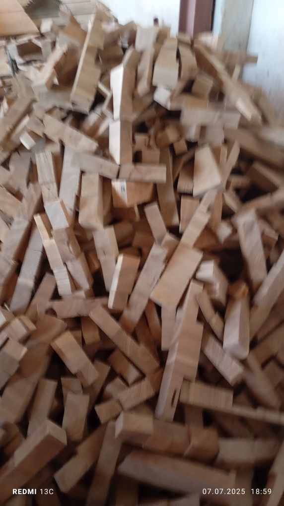 Продаю дрова сухие карагач мешок по 800 тенге