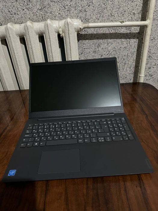 Lenovo noutbuk 4020 holati yaxshi kam ishlagan