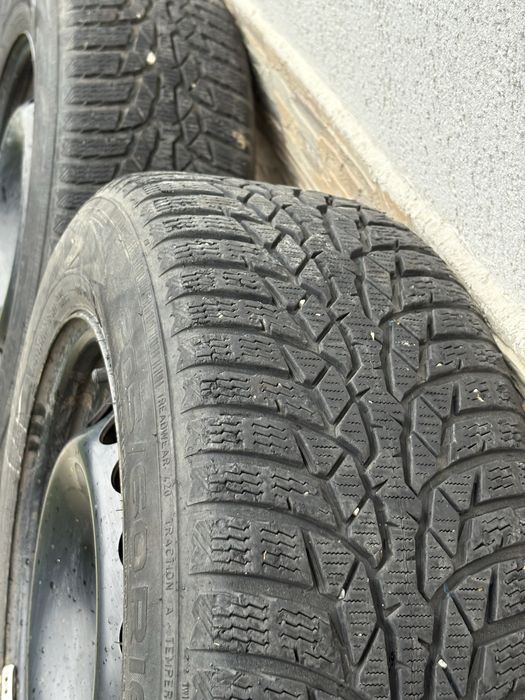 Roti de iarna Audi A4 B8 205 / 60 R 16