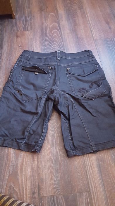 Къси панталони внос от Англия