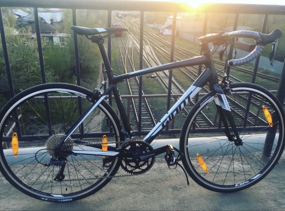Велосипед Giant contend 3 2019