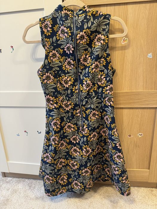 Рокля на цветя размер S/M