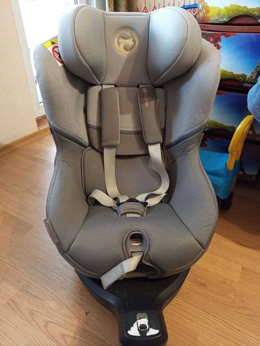 Стол за кола Cybex Sirona S2 i-Size, плюс база, 61 - 105 см