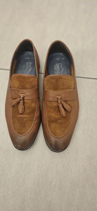 Pantofi mocasini