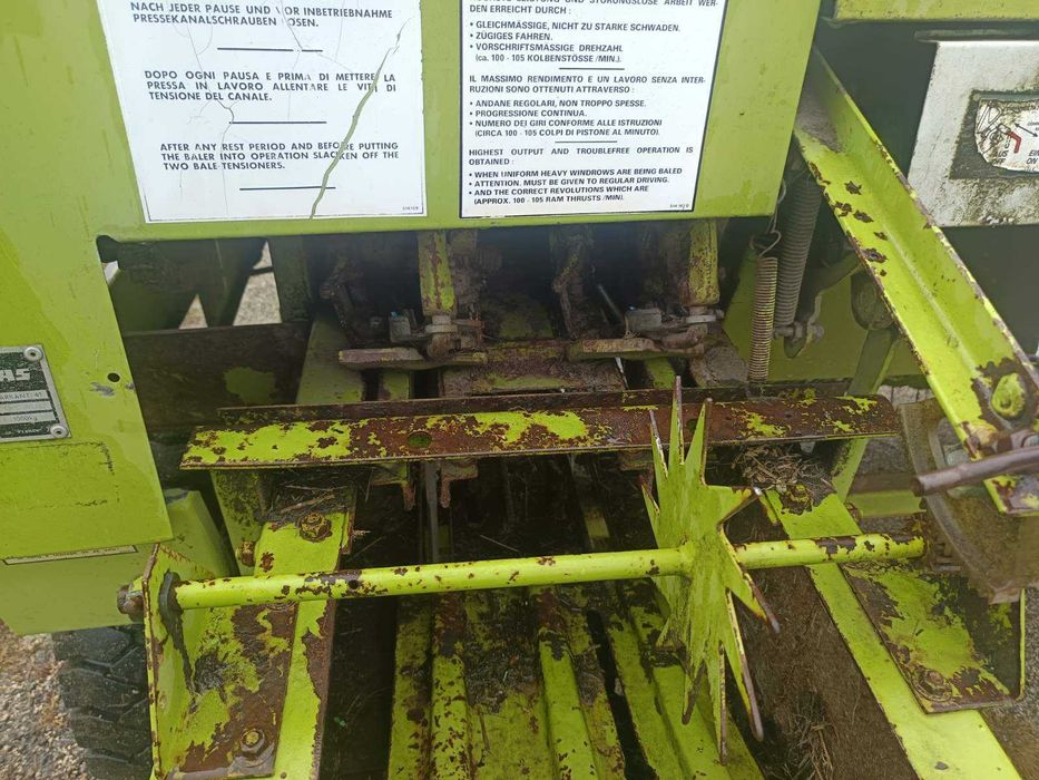 Балировачка/ Сламопреса Claas Markant 41 + Събирач за сено СИП-220м