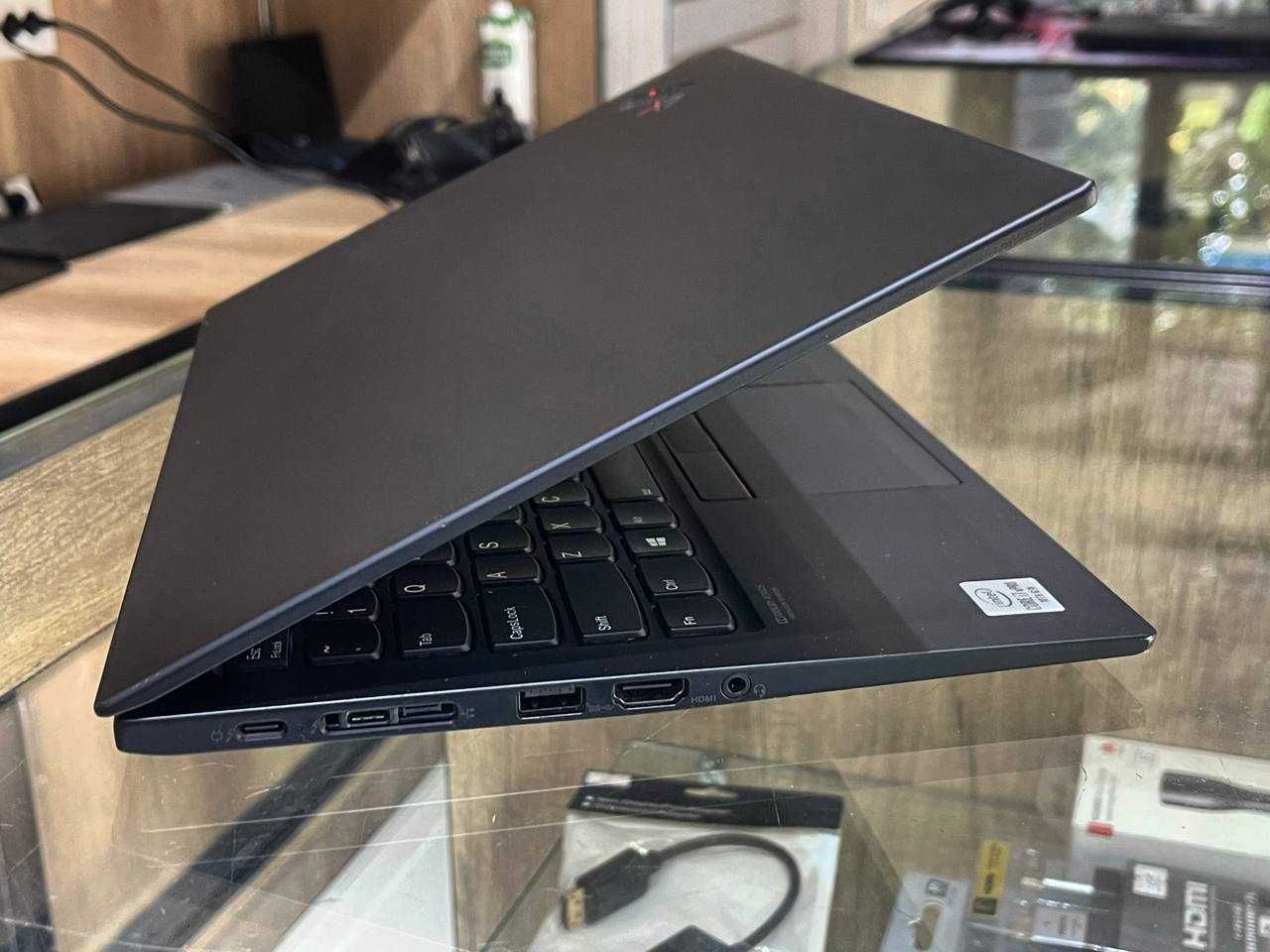 Lenovo ThinkPad X1 Carbon Core i7-10610U озу16гб 256ssd