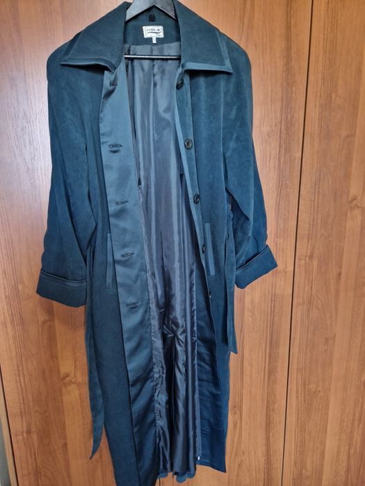 Дълъг дамски шлифер