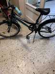 Vând 2 biciclete de copii
