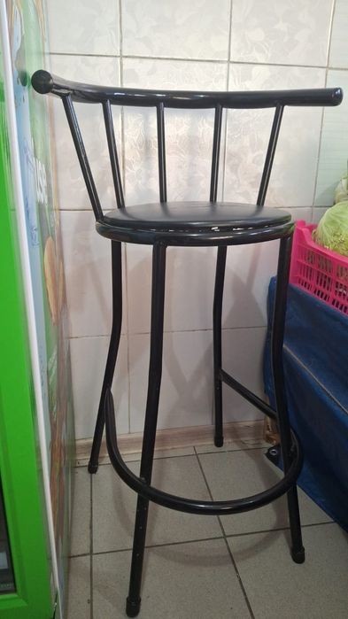 Продам барный стулья
