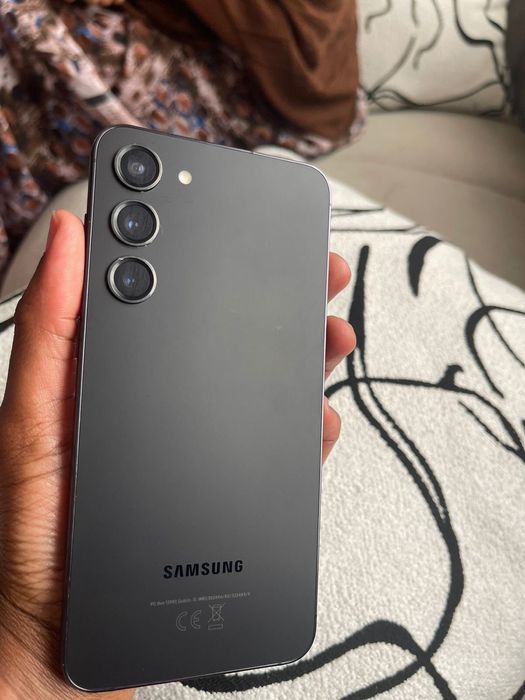 Samsung s23 plus 8/256Gb sotiladi srochna
