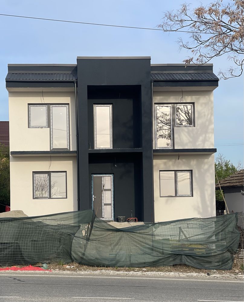 Casa noua de vanzare Podari