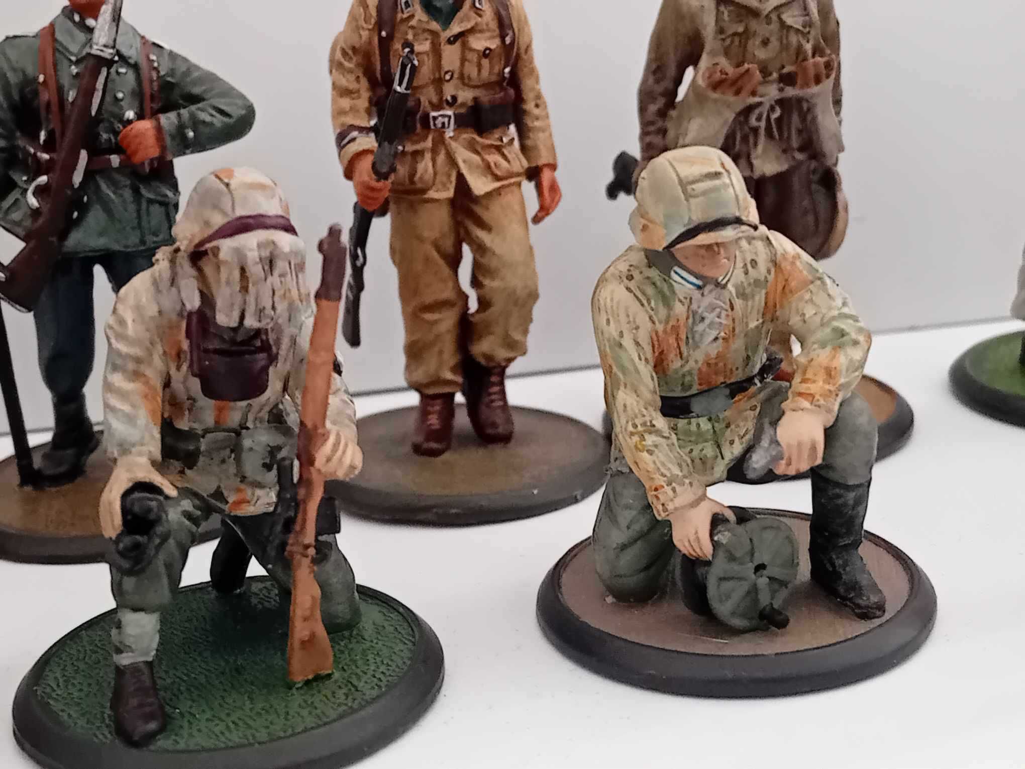 Фигурки на воиници метални, ръчно боядисани, масивни WW2
