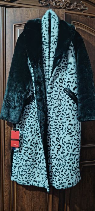 Шуба пальто меховоя