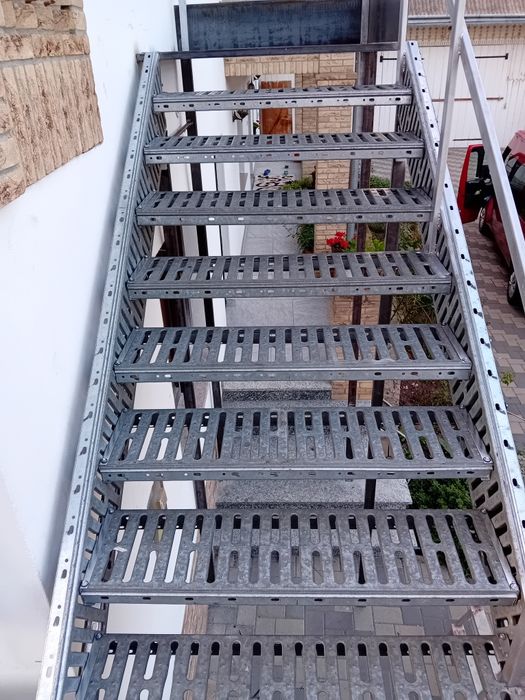 Scara metalica zincata 4mm