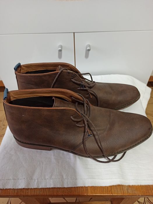 Pantofi inalti marimea 45