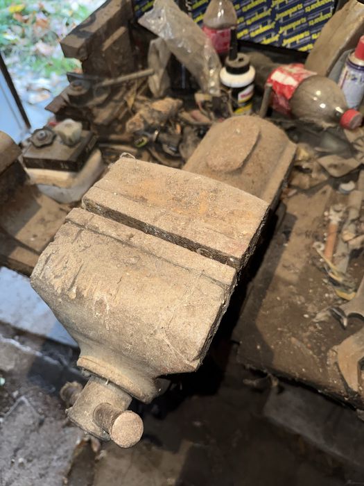 Менгеме от стария материал в добро състояние