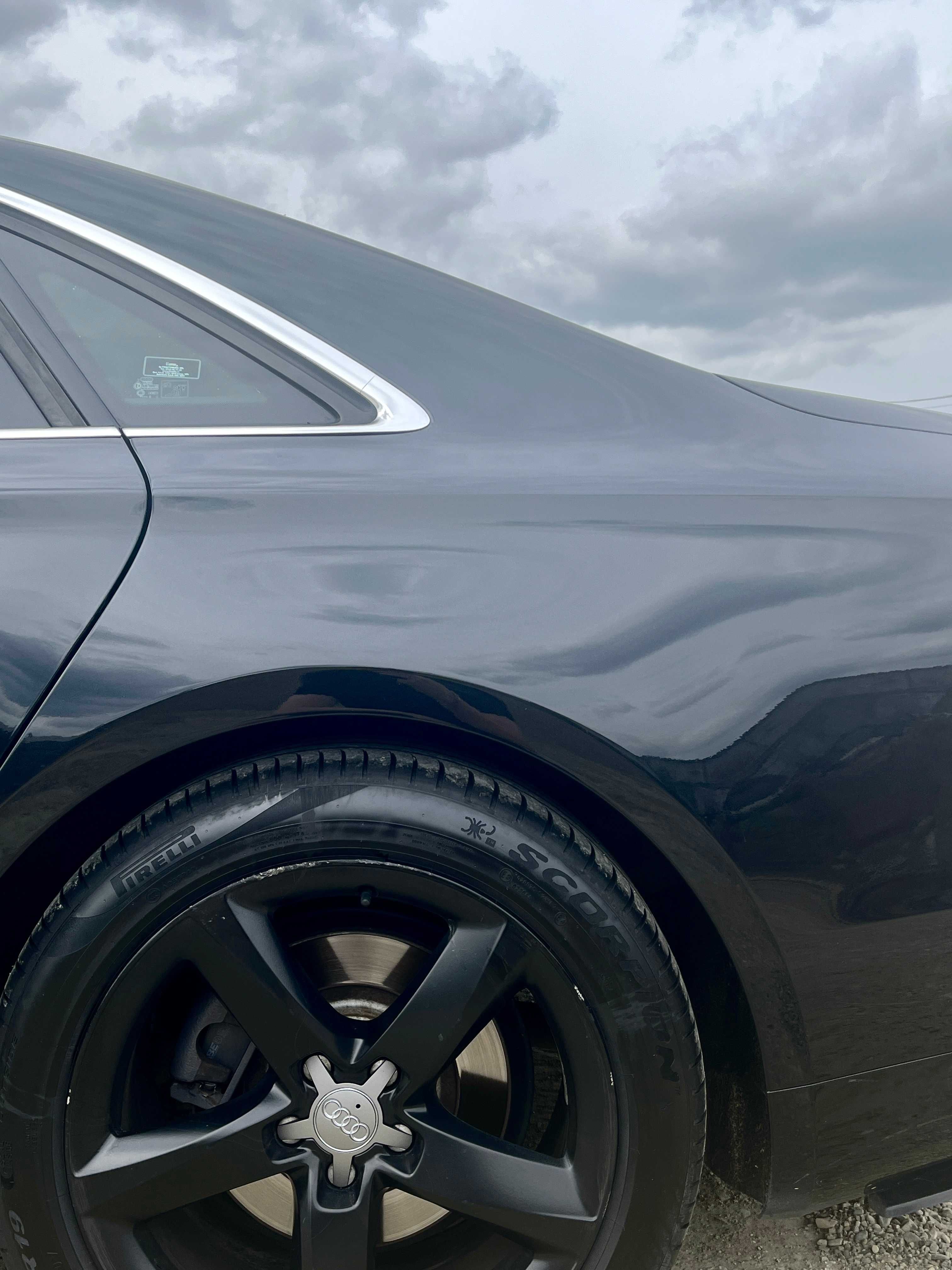 Audi A8 Quattro 3.0 V6 Diesel, 250 CP