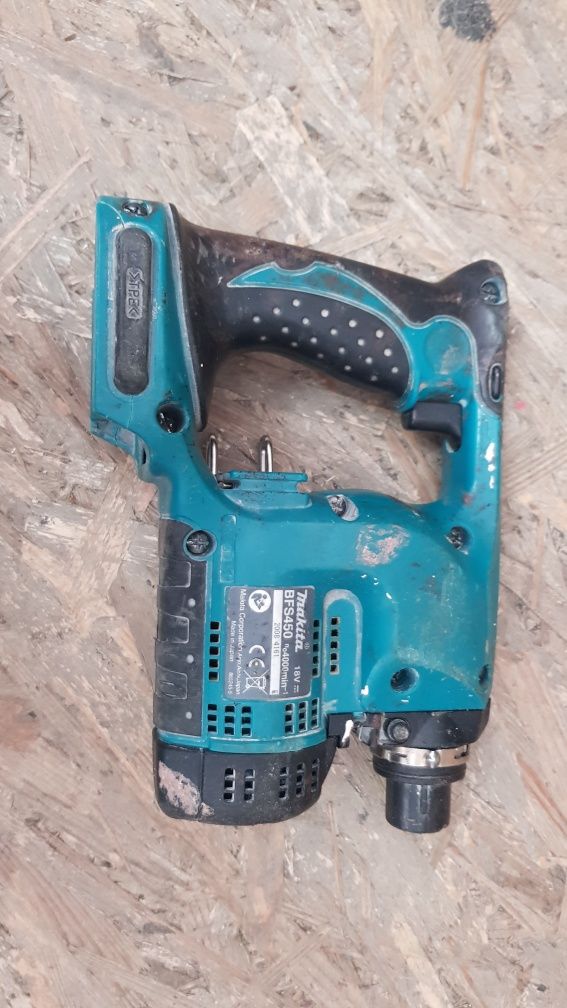 Makita 18v  pentru piese