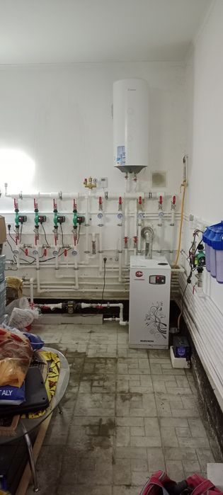 Сантехник с большим стажем .