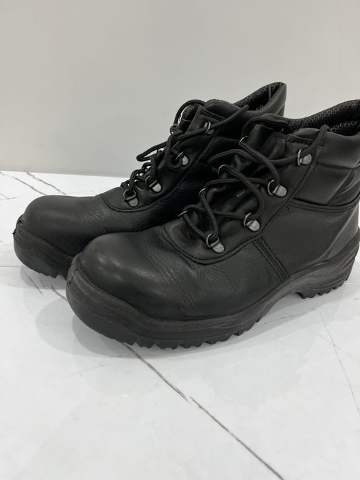 Продам рабочие сапоги