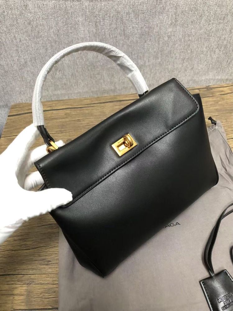 Чанта balenciaga rodeo