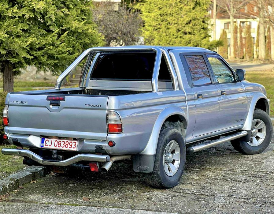 - Impecabil Mitsubishi L200 2.5D-iD DAKAR EDITION RAR EFECTUAT Full