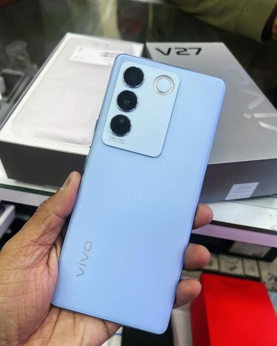 Продается игровой телефон Vivo v27e 8гб
