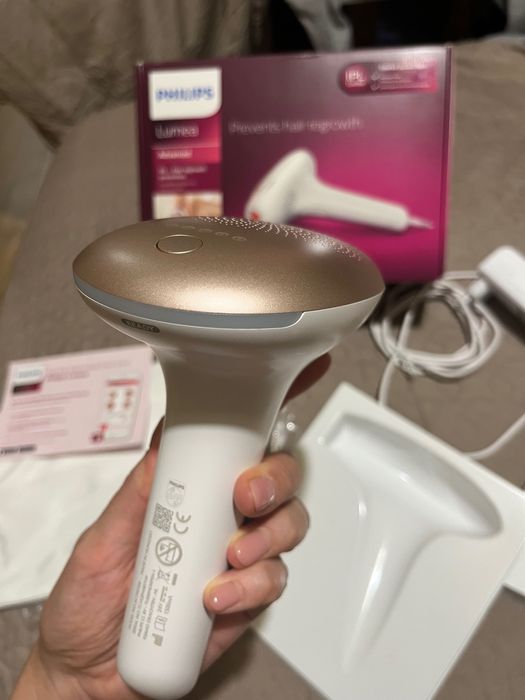 Фотоепилатор Philips Lumea SC1997/00