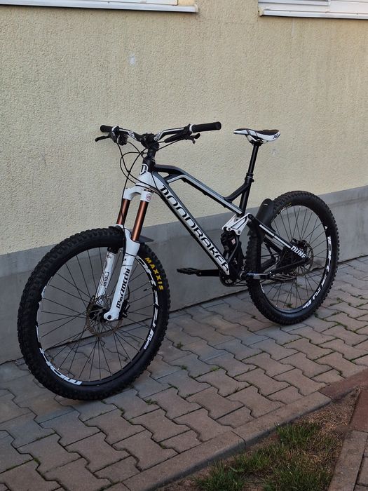 Bicicleta Full-Suspension Enduro Downhill Mondraker Dune 2018 cadru L