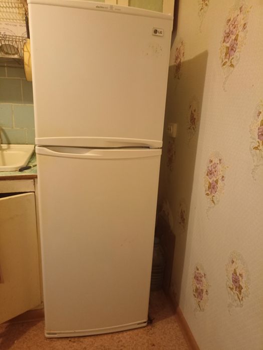 Холодильник LG,б/у