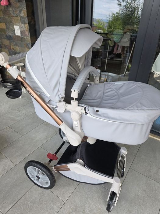 Vând cărucior pliabil Hot Mom 3in1