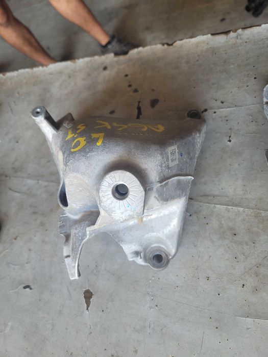 Suporti motor Audi A6 C8 2.0 tdi 4M0199308BQ 4M0199307BQ 2019