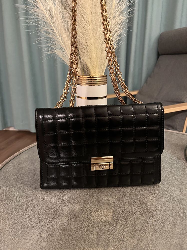 Чанта Chanel черна