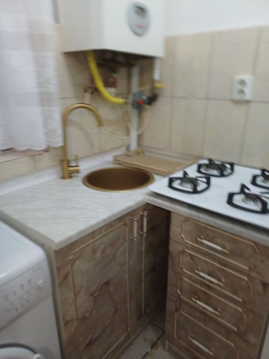 Închiriez garsonieră pe termen lung