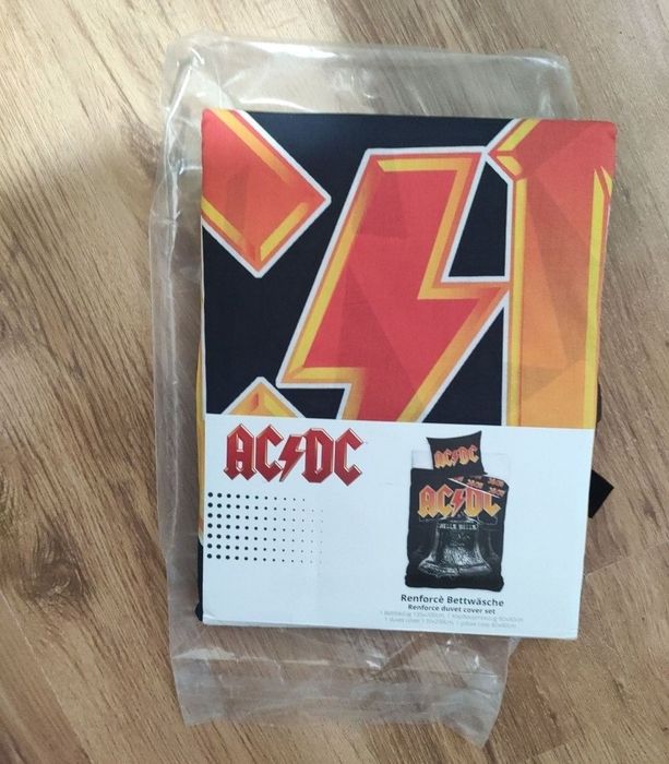 Lenjerie de pat AC/DC