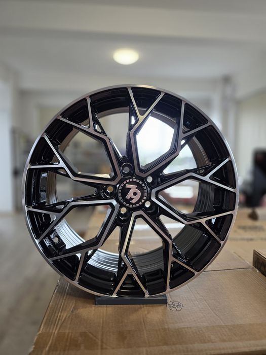 Jante noi R18 pt Audi A3 A4 A5 A6 A7 Mercedes E C CLA Volkswagen Bmw