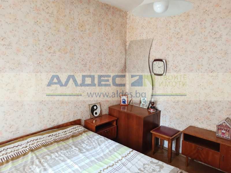 Продава се Тристаен апартамент в София, Славия - 95 кв.м за 3137 €/кв.м - Снимка #10