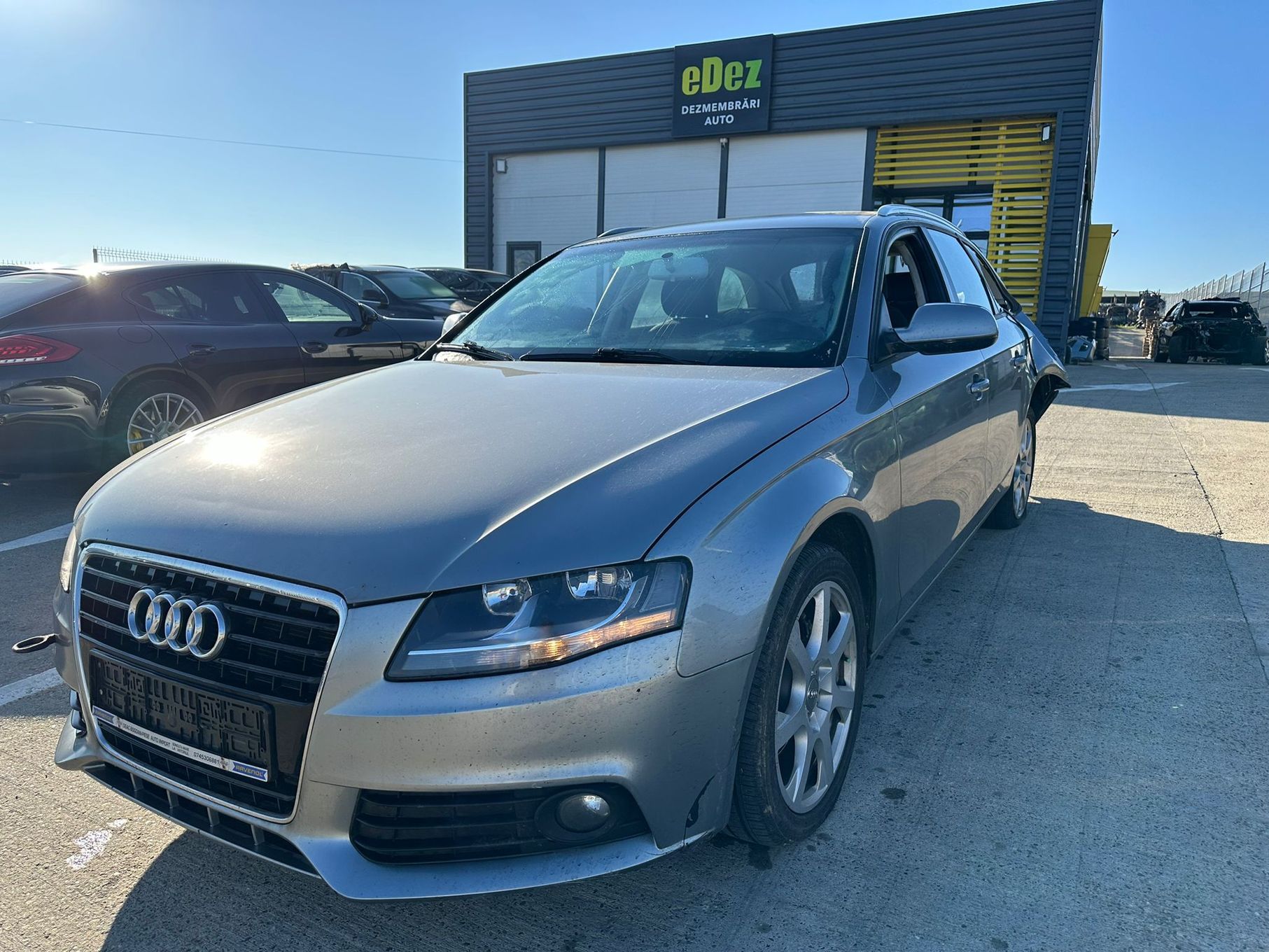 Dezmembrez / Dezmembrari / Piese / Accesorii Audi a4 b8 2009 volan stanga 2.0 tdi cutie automata LLA