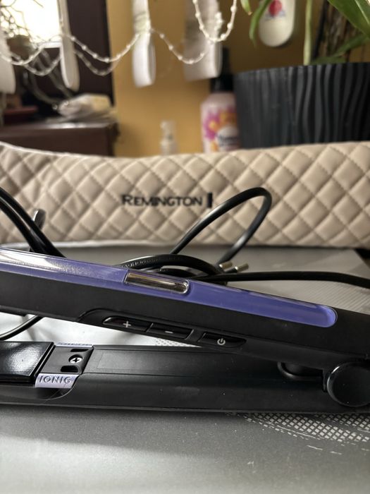Преса за коса Renington с кератиново покритие и йонна защита