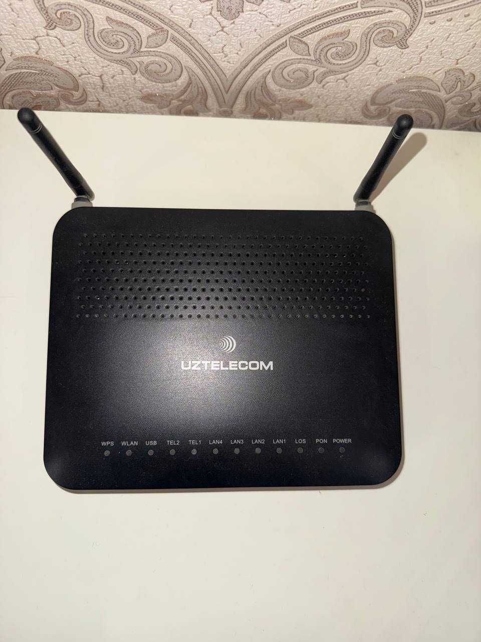 Cрочно продаётся Модем Huawei GPON HG8245 wifi uzonline Gpon (Роутер)