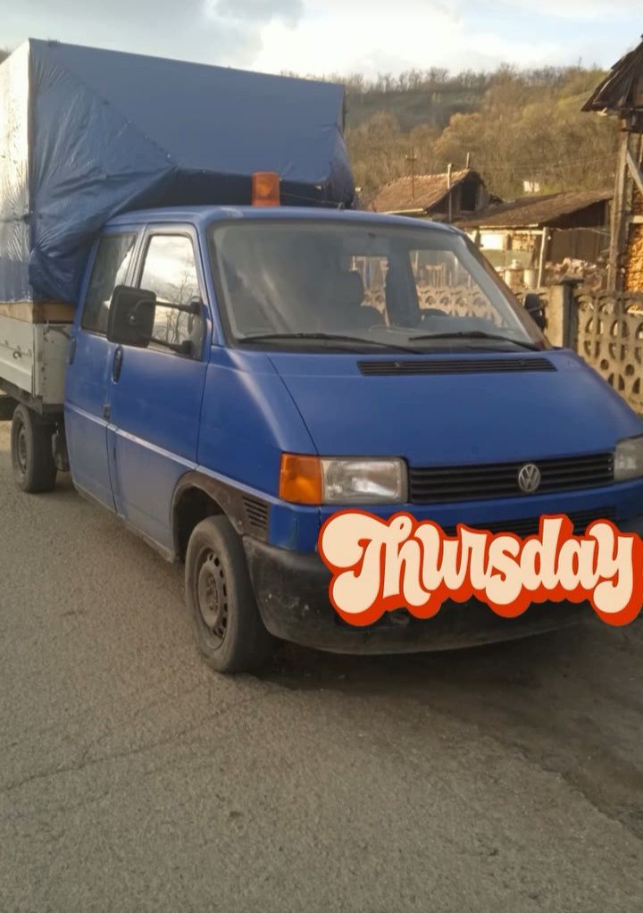 Vand sau schimb cu animale duba t4