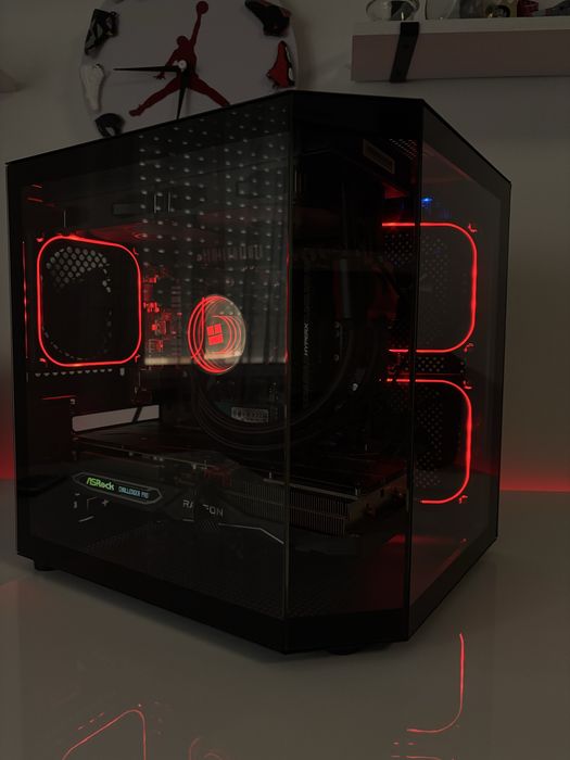 Se vinde pc de gaming Ryzen 5 5600 | RX 6600XT