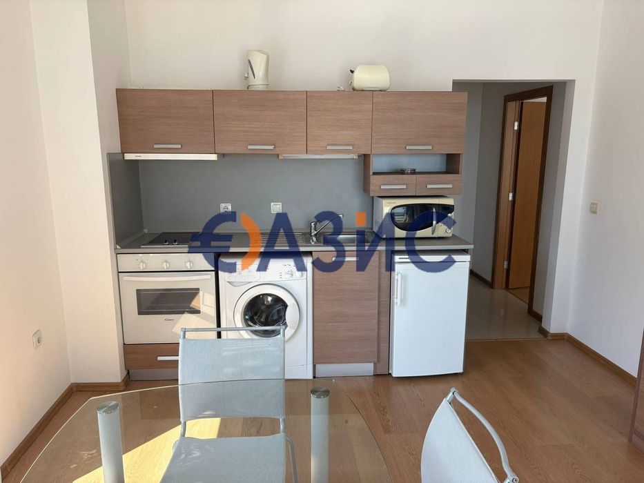 Продава се Двустаен апартамент в к.к. Слънчев бряг - 79 кв.м за 1260 €/кв.м - Снимка #1