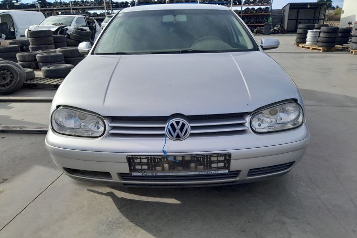 Dezmembrez Volkswagen VW Golf 4 [1997 - 2006] Hatchback 5-usi 1.4 MT