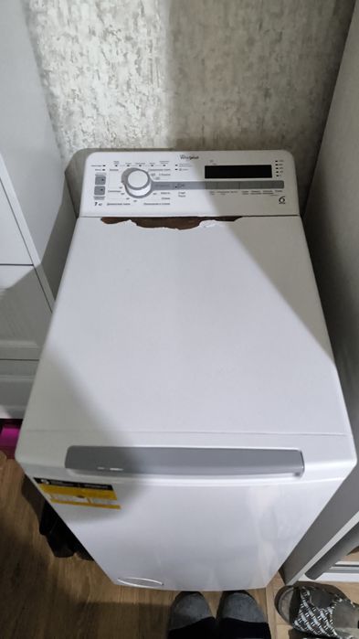 Стиральная машинка Whirlpool вертикальной загрузки
