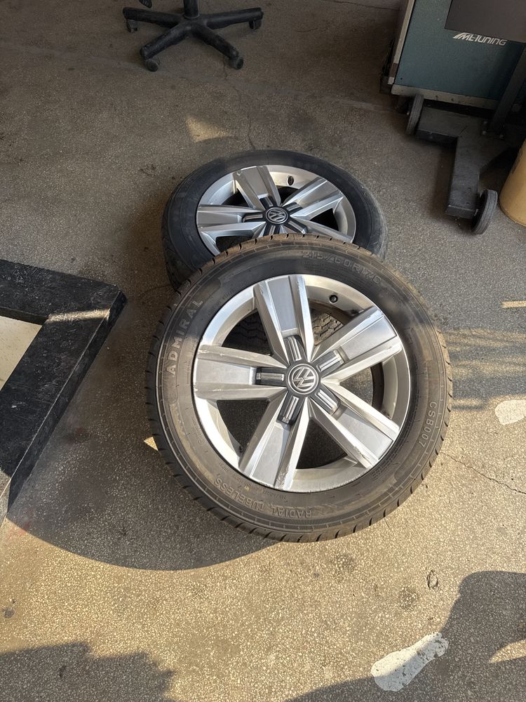 Roti vw t5  215/60/17C