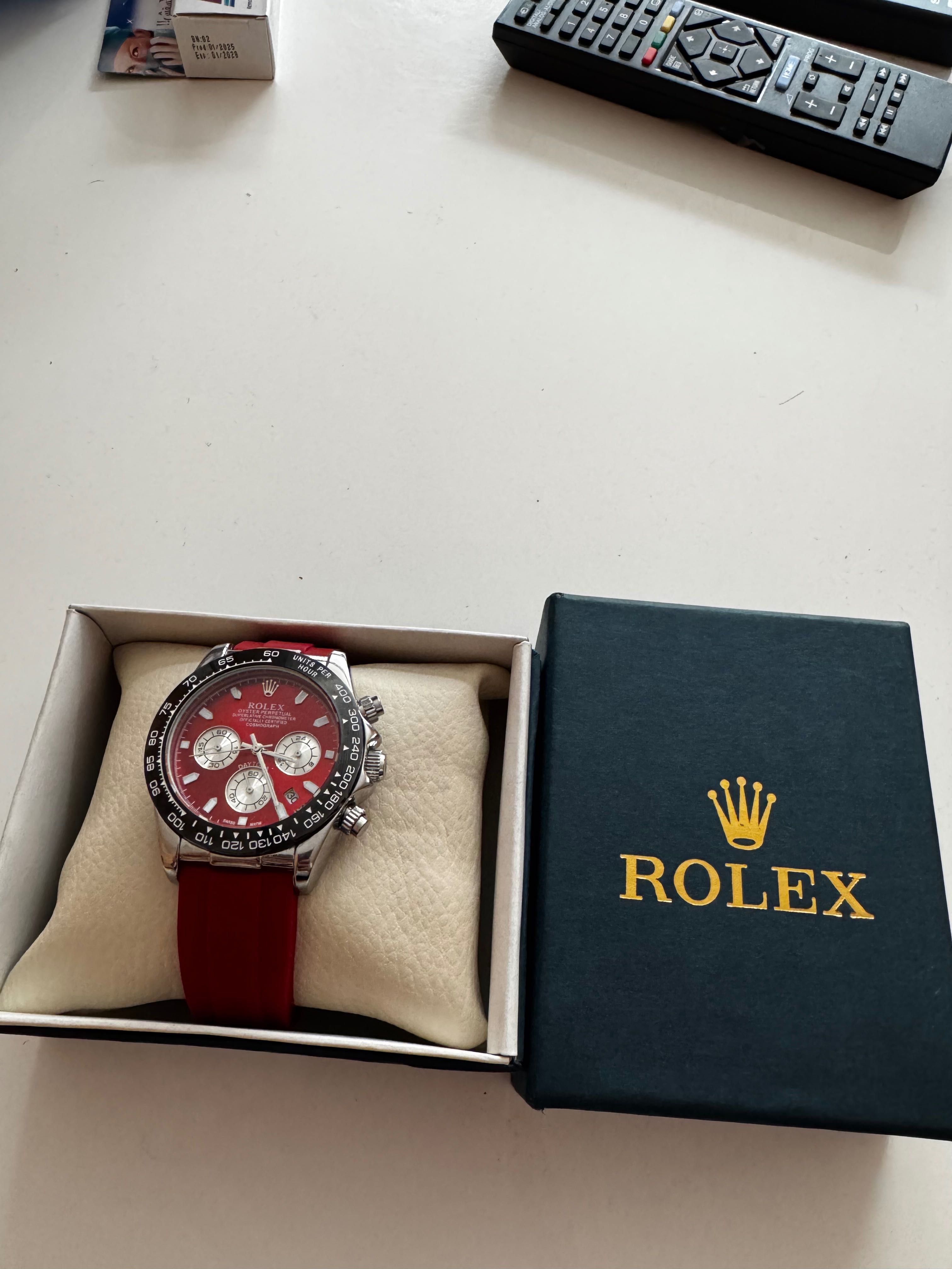 Men watch Rolex Daytona
