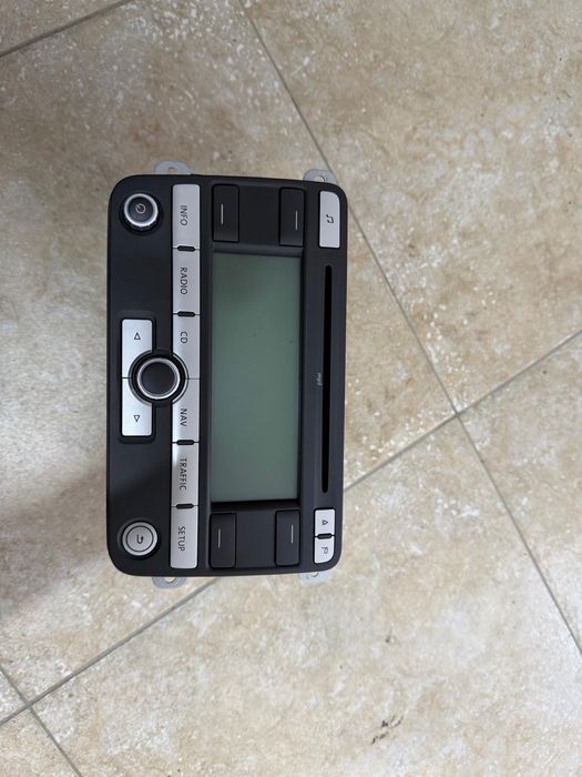 Casetofon Radio Navigatie VW Volkswagen Golf Passat